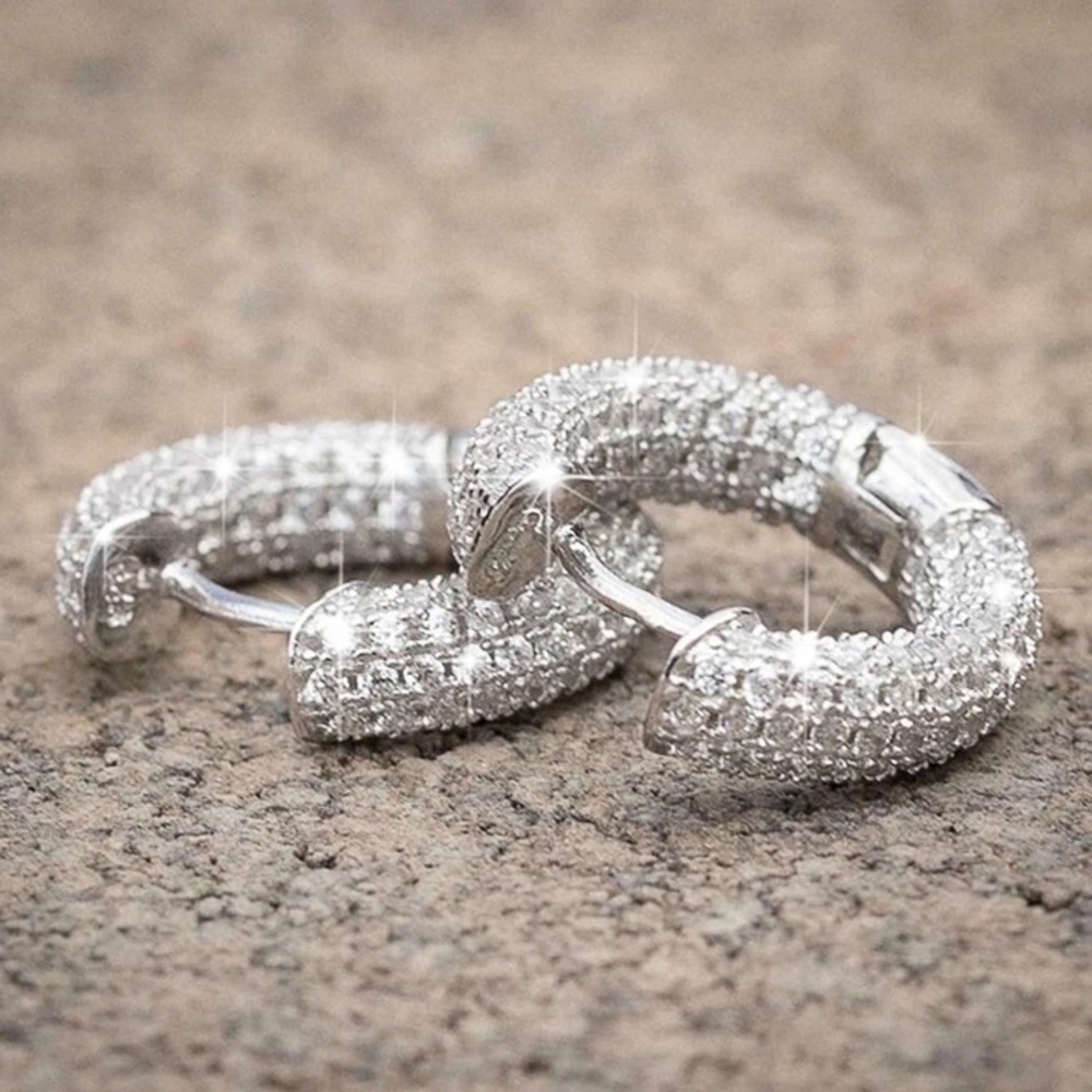NEW 17mm Silver Round Diamond Hoop Earrings - Picture 1 of 4